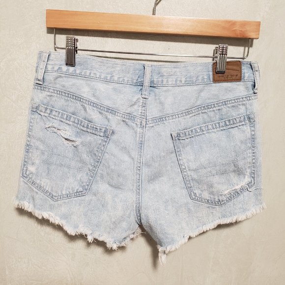 American Eagle Hi-Rise Festival Light Wash Distressed Shorts - Picture 2 of 11